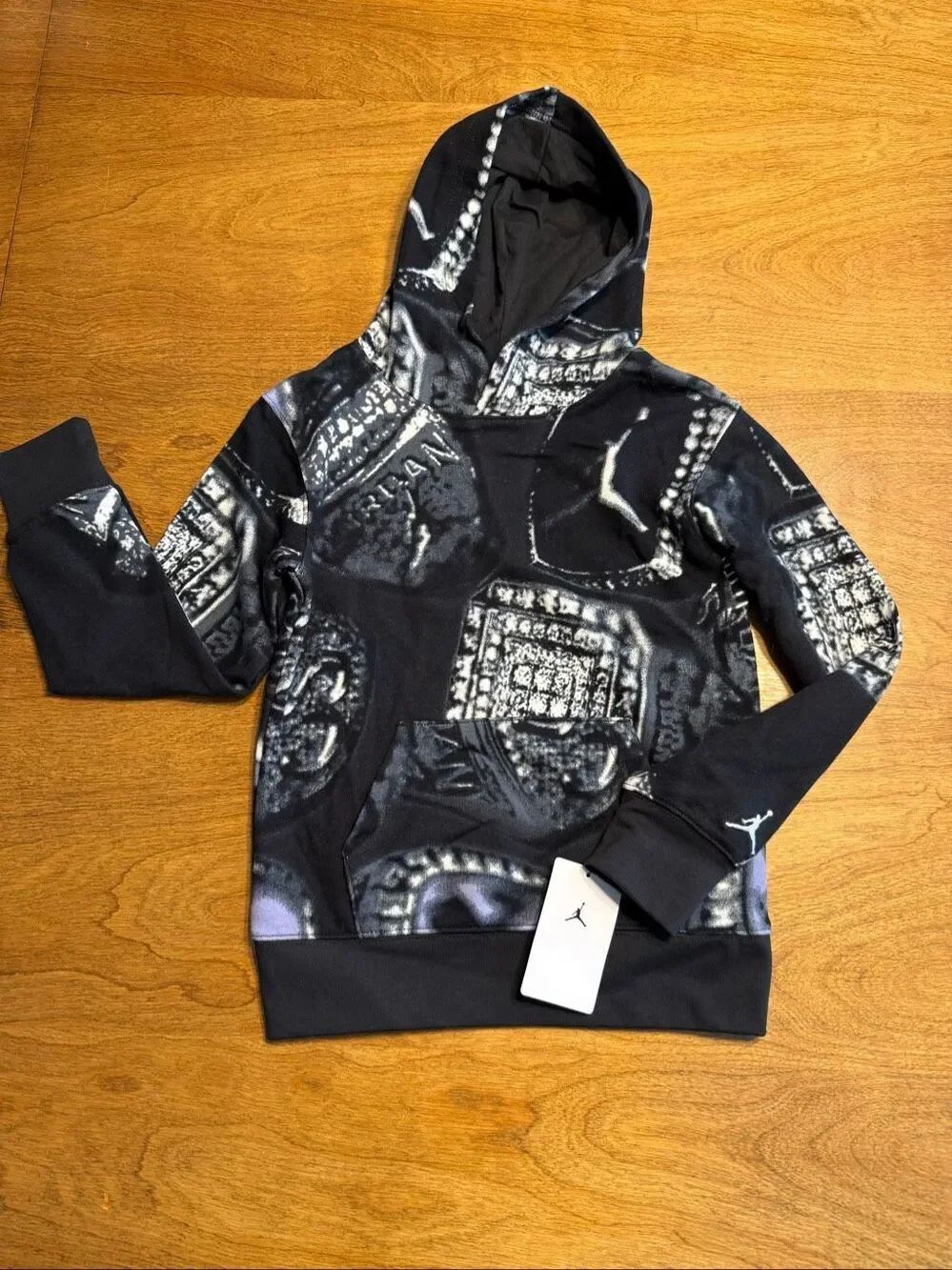 NWT Jordan Youth Graphic Print Long Sleeve Pullover Hoodie Off Noir Black Small